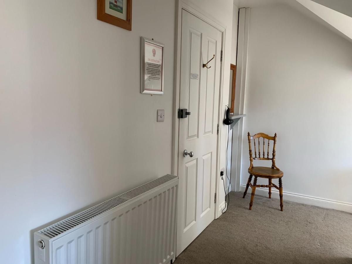 The Middleham Bed & Breakfast Whitby Ngoại thất bức ảnh