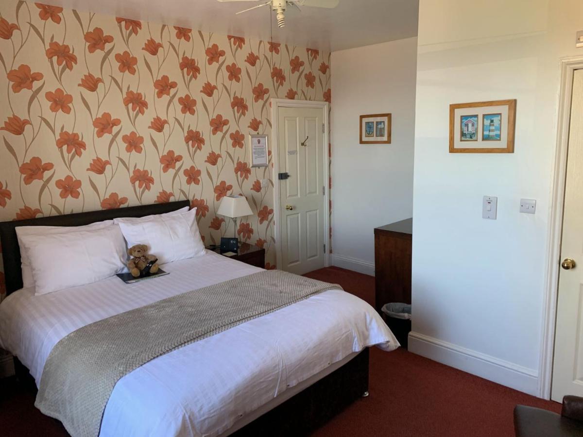 The Middleham Bed & Breakfast Whitby Ngoại thất bức ảnh