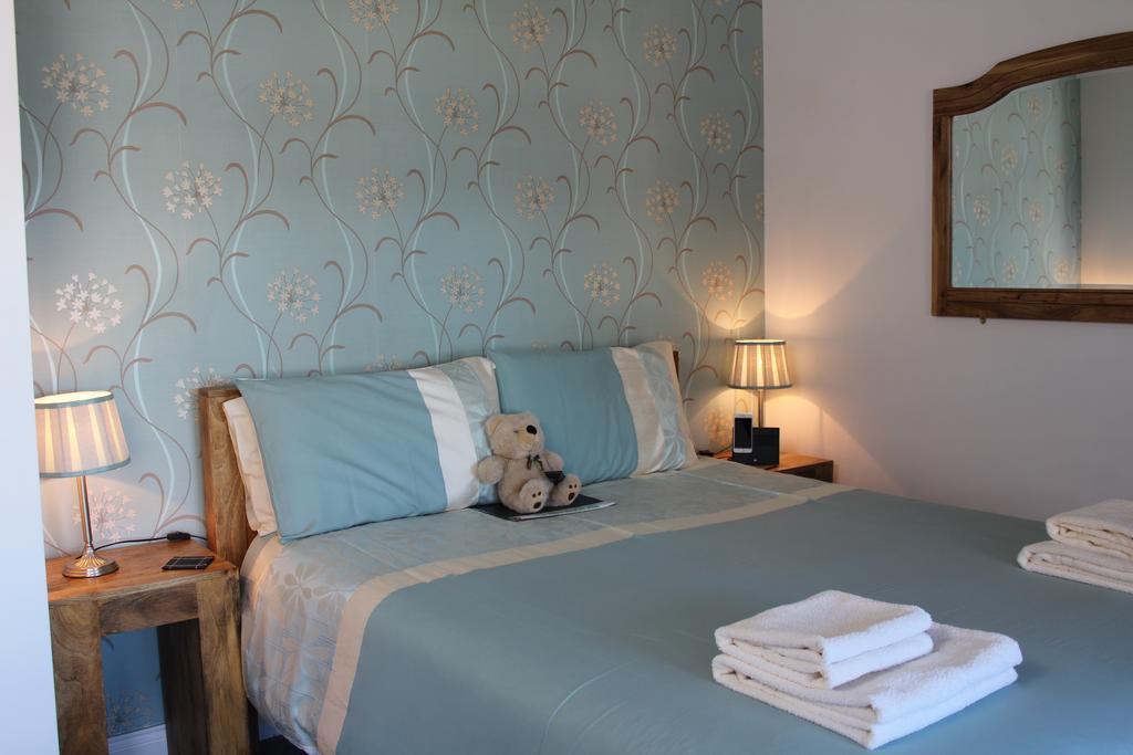 The Middleham Bed & Breakfast Whitby Ngoại thất bức ảnh